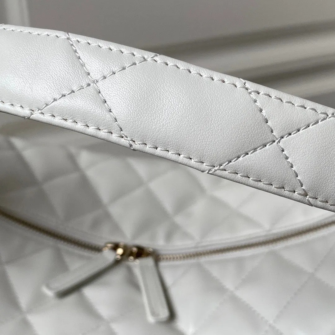 CC823 Maxi Hobo Bag / HIGHEST QUALITY VERSION / 11.5 × 14.4 × 5.1 in