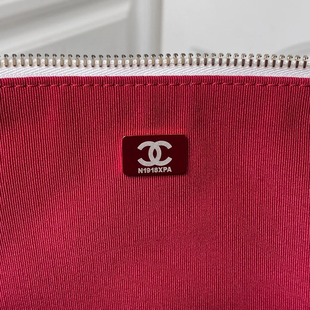 CC823 Maxi Hobo Bag / HIGHEST QUALITY VERSION / 11.5 × 14.4 × 5.1 in