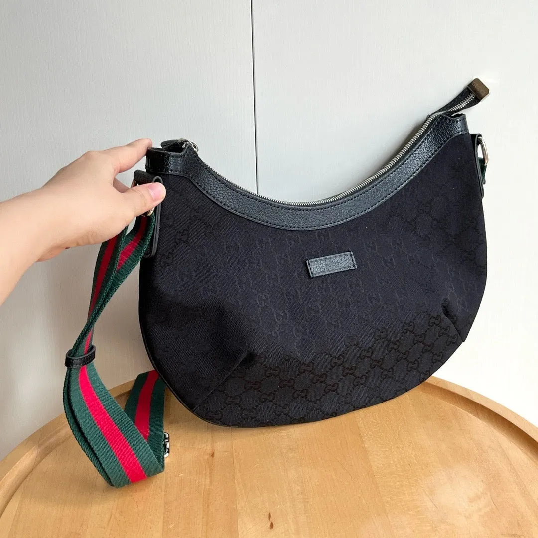 GC689 Gucci B Shoulder Bag / 13x9x1.6inch