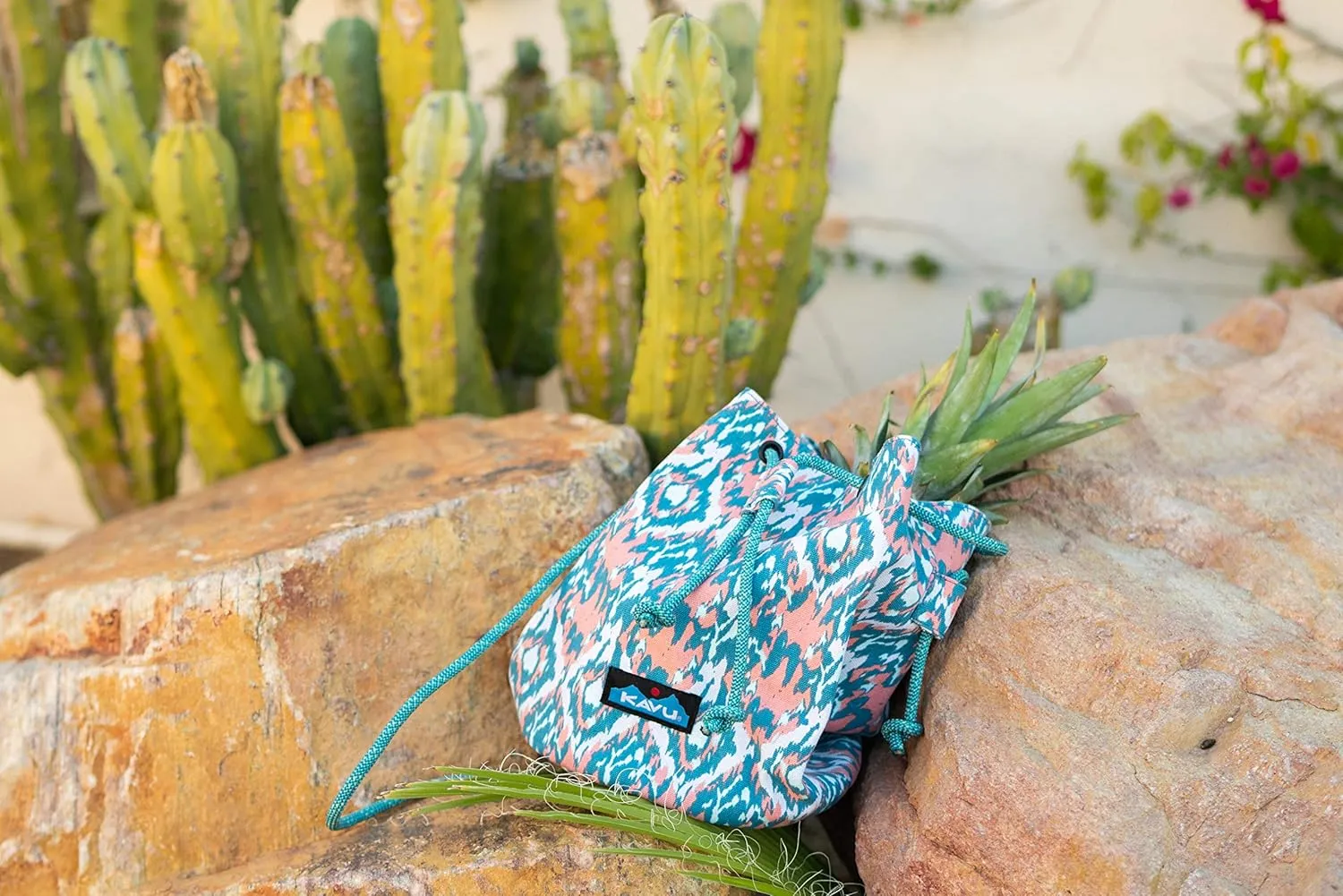 KAVU Bucket Bag
