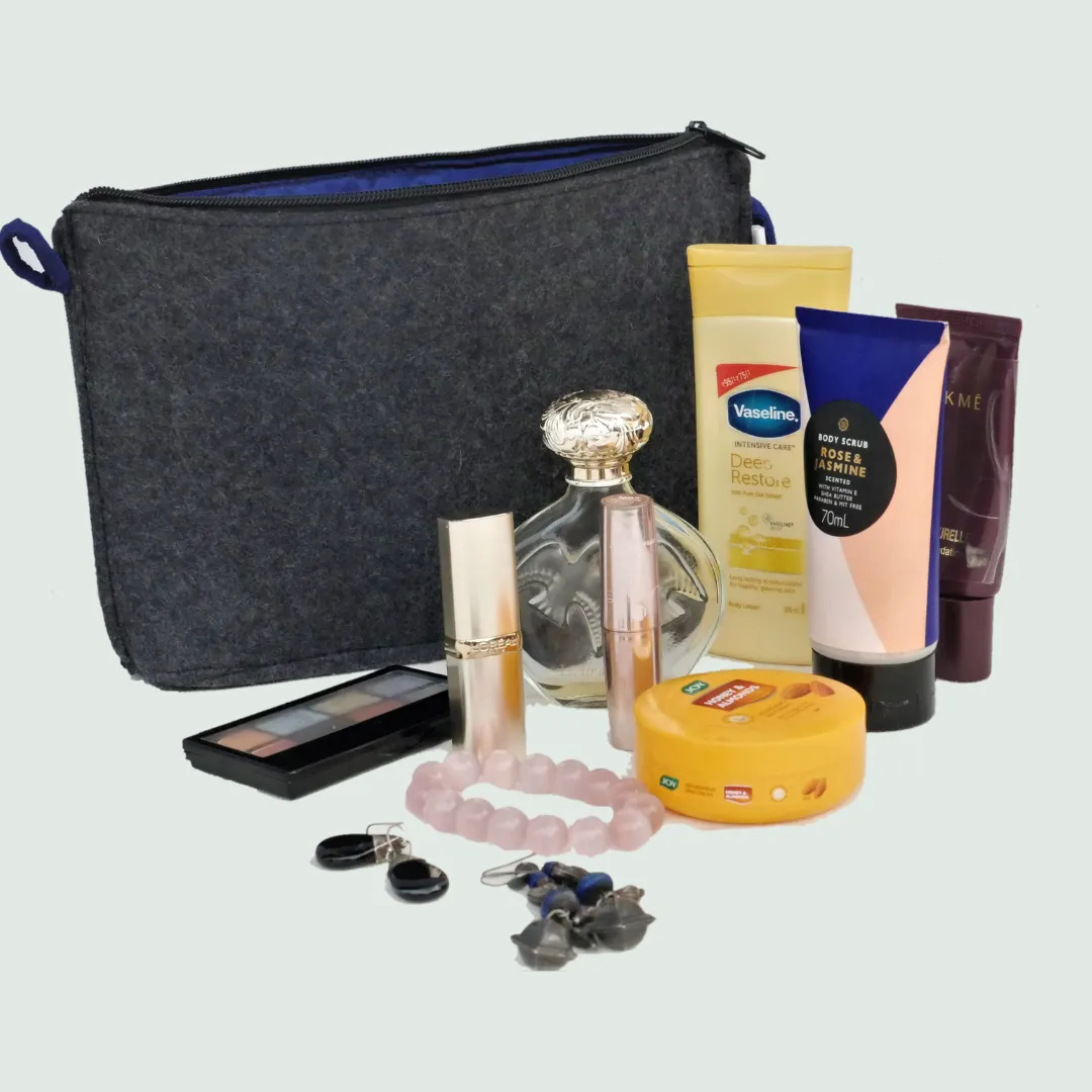 Travel Pouch Organizer | 100% Organic Wool | Storage