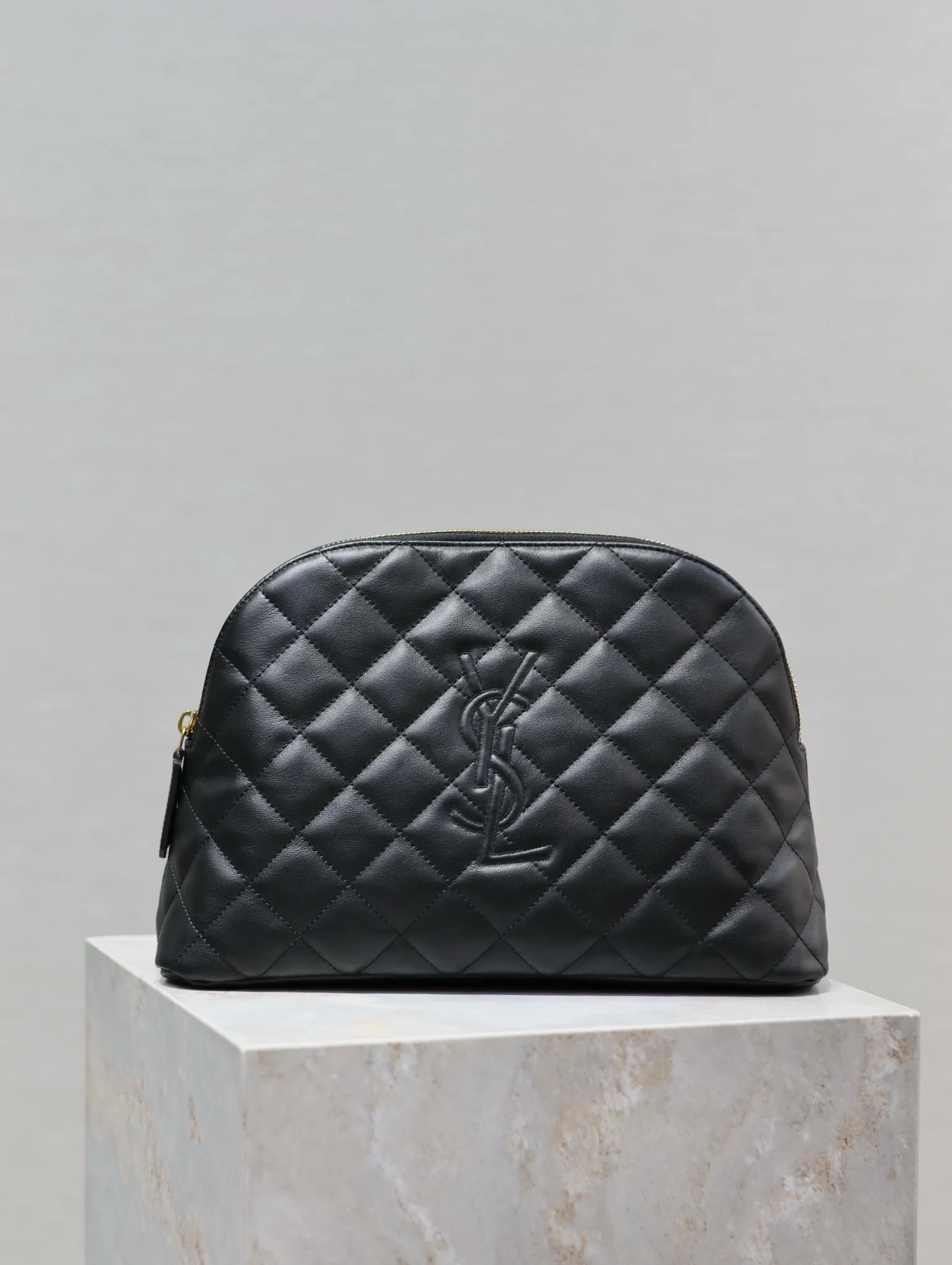 YSK334 Le Cassander Pouch / 11.8x7.8x4.3inch